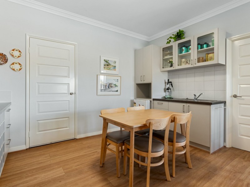 4A Centennial Avenue, Harvey WA 6220