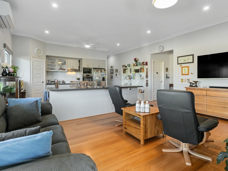 4A Centennial Avenue, Harvey WA 6220