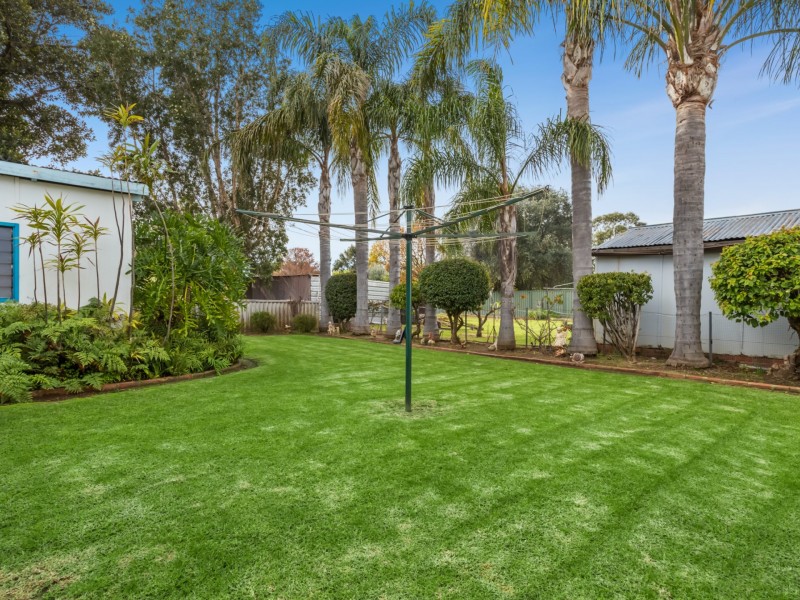 22 Harvey Street, Harvey WA 6220