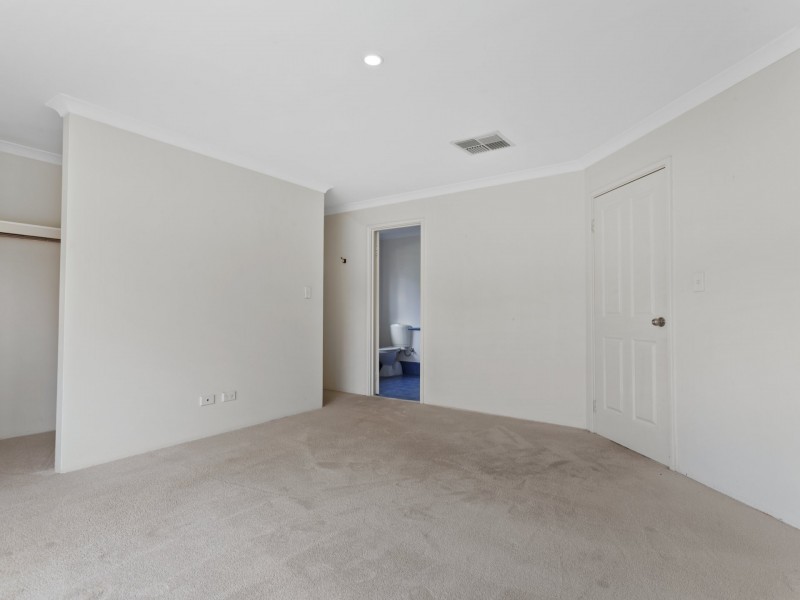 32 Hinge Road, Harvey WA 6220