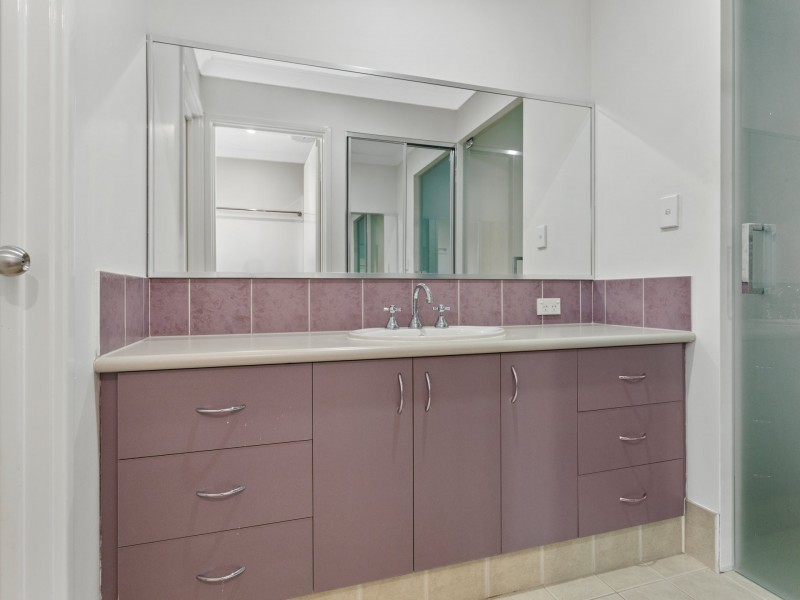 32 Hinge Road, Harvey WA 6220