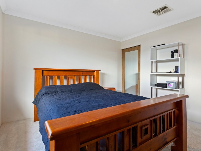 32 Hinge Road, Harvey WA 6220