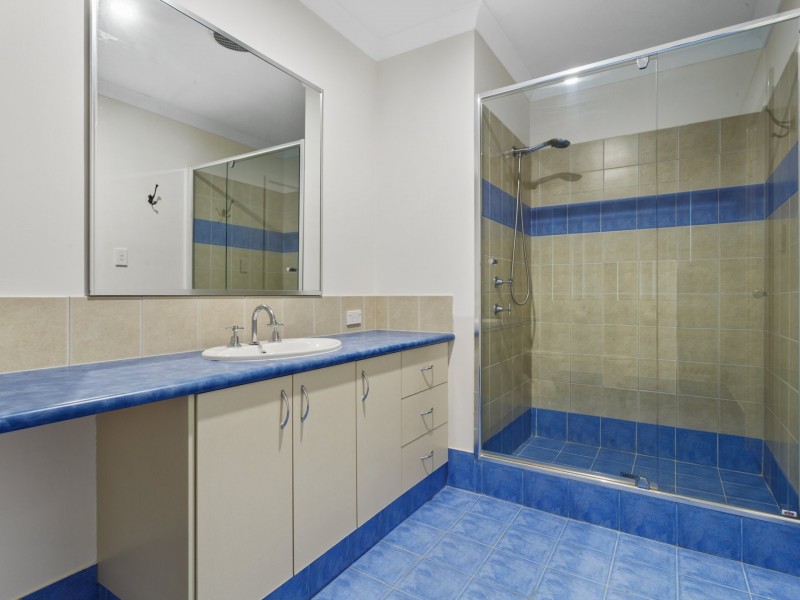 32 Hinge Road, Harvey WA 6220