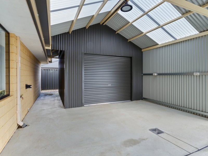 32 Hinge Road, Harvey WA 6220