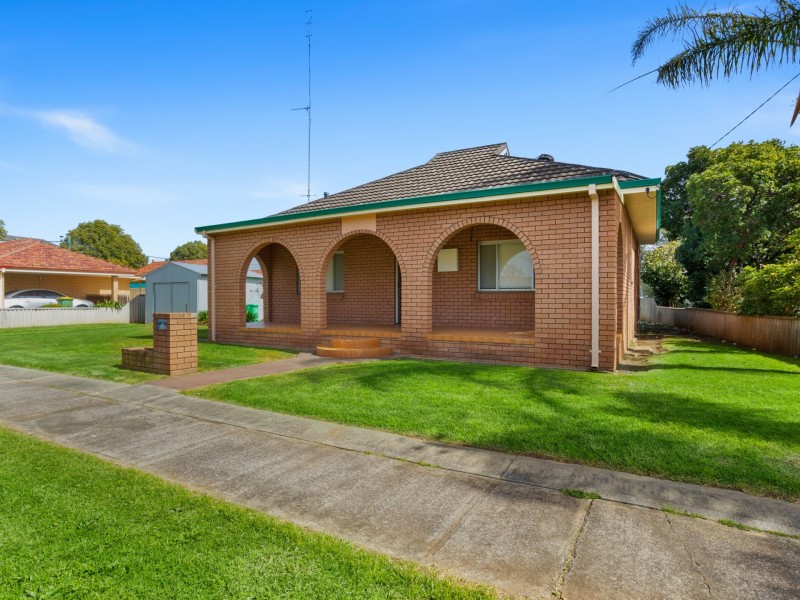 39 Hayward Street, Harvey WA 6220