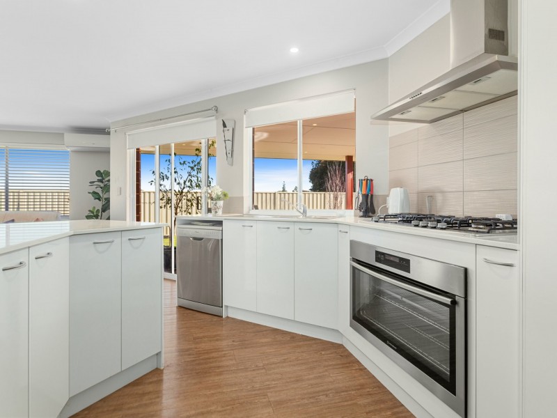 4 Boschetti Street, Harvey WA 6220