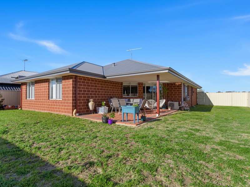 4 Boschetti Street, Harvey WA 6220