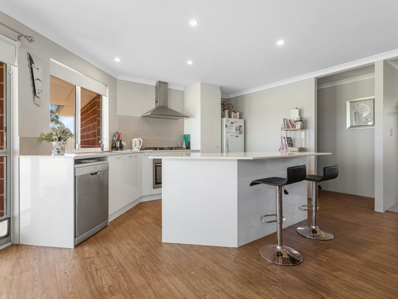 4 Boschetti Street, Harvey WA 6220