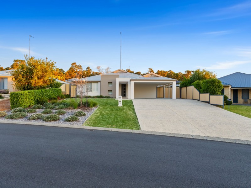 12 Triller Road, Harvey WA 6220