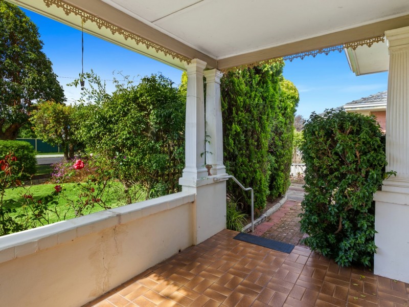 5 Buckby Road, Harvey WA 6220