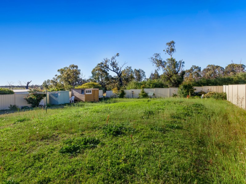 6 Eastcott Street, Yarloop WA 6218