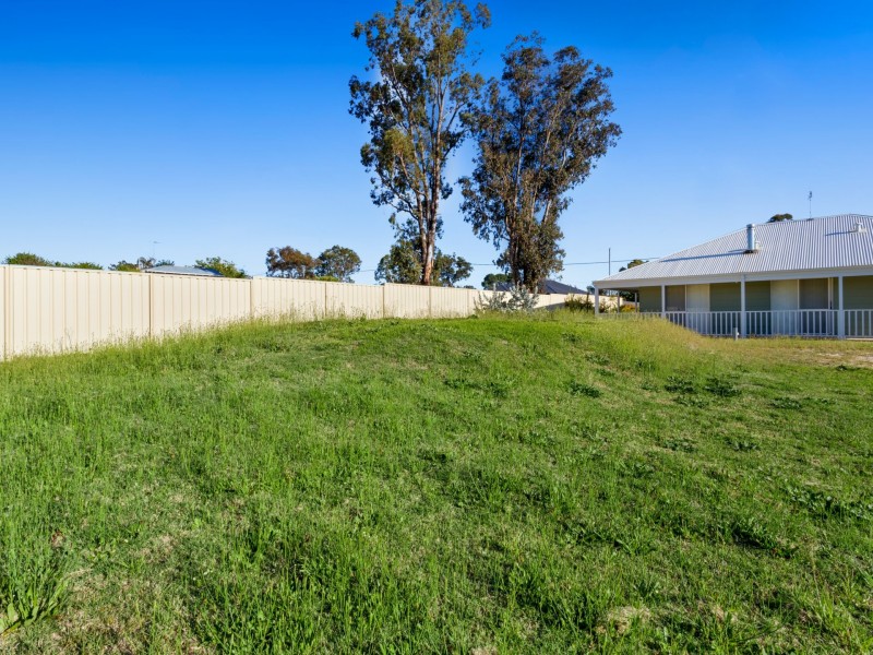 6 Eastcott Street, Yarloop WA 6218