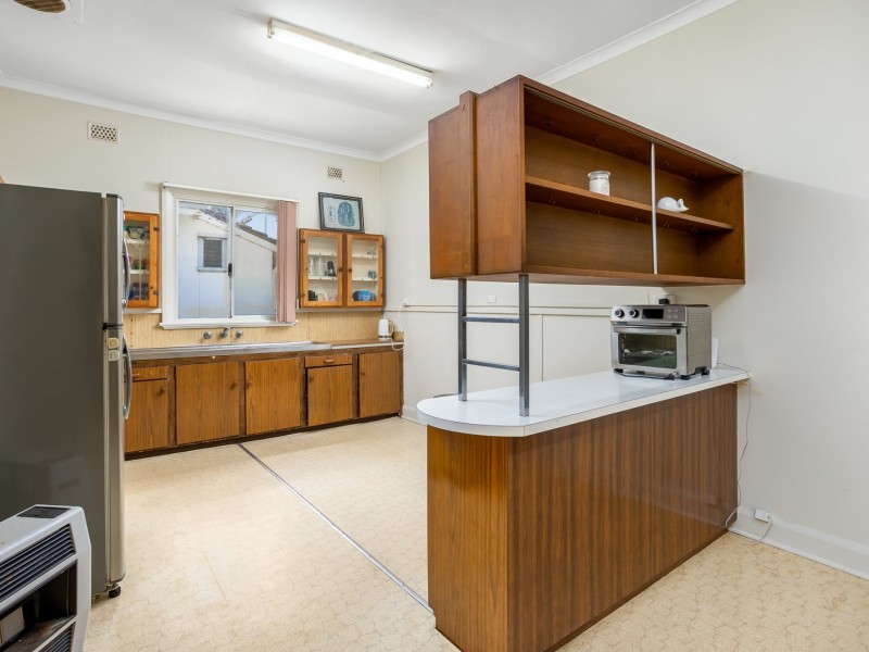 11 Buckby Road, Harvey WA 6220