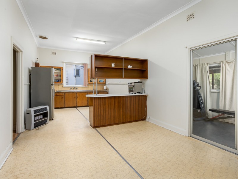 11 Buckby Road, Harvey WA 6220