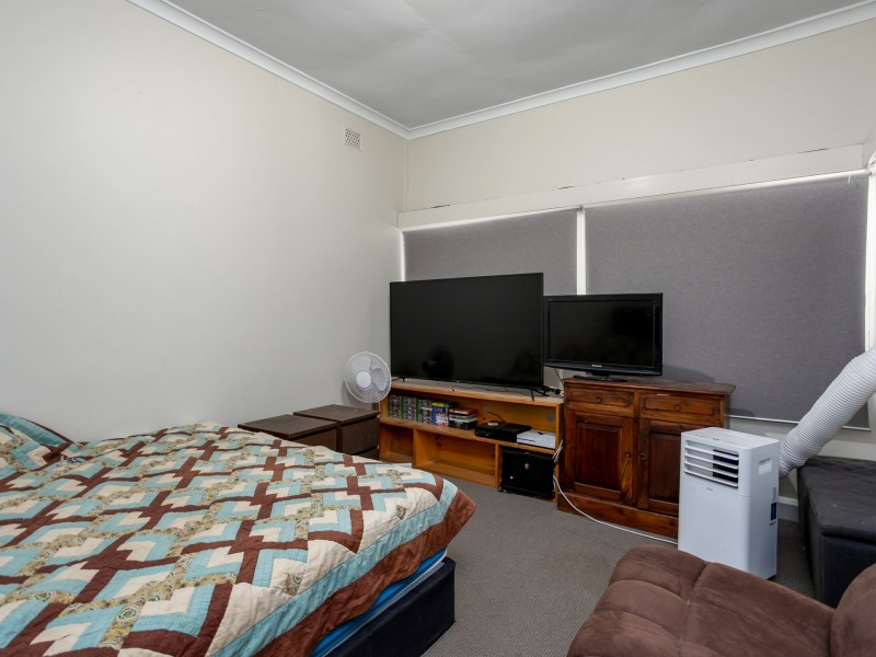 11 Buckby Road, Harvey WA 6220