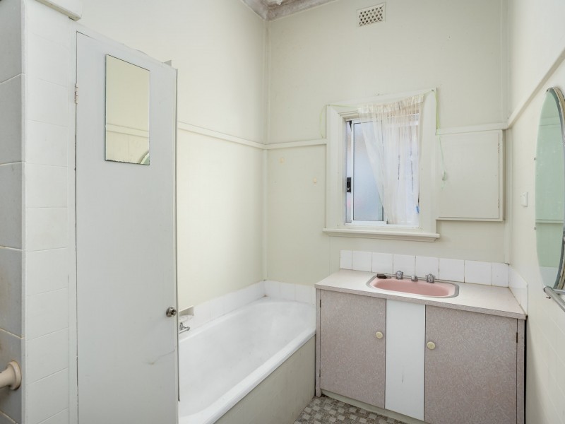 11 Buckby Road, Harvey WA 6220