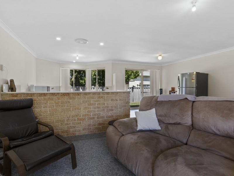 2B Third Street, Harvey WA 6220
