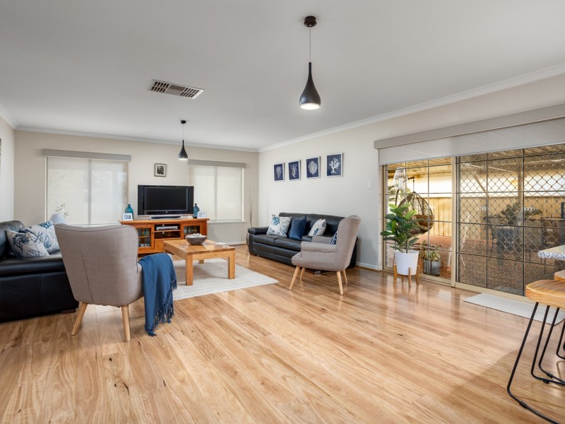 27 King Street, Harvey WA 6220