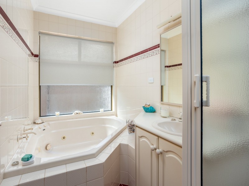 27 King Street, Harvey WA 6220