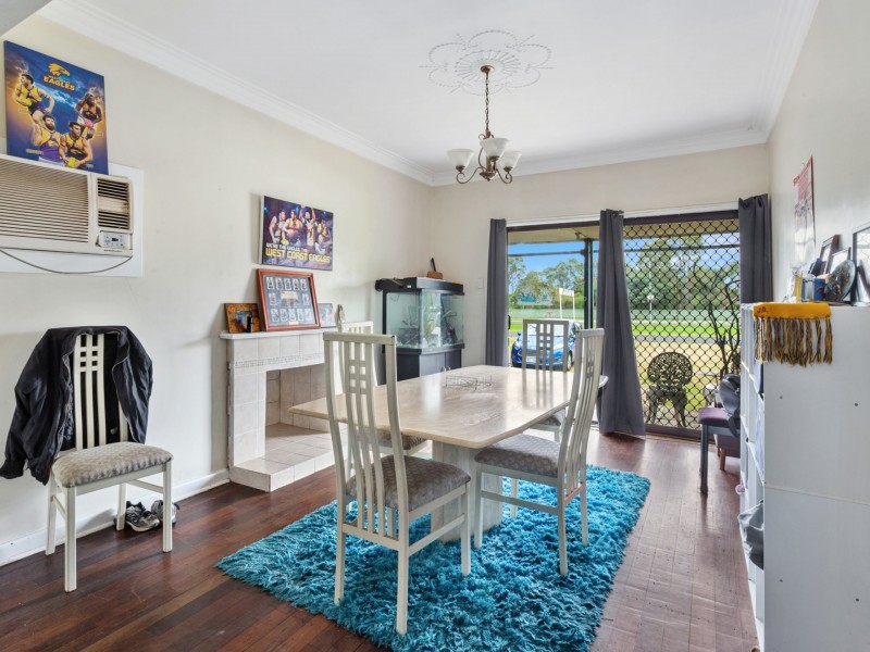 6 Kennedy Street, Harvey WA 6220