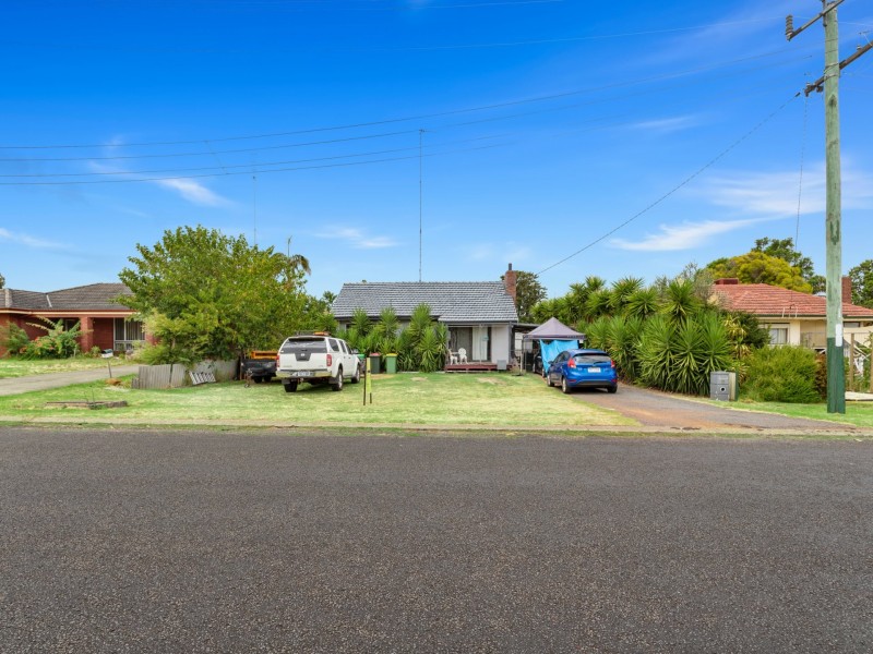 6 Kennedy Street, Harvey WA 6220