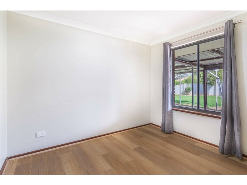 9 Young Street, Harvey WA 6220