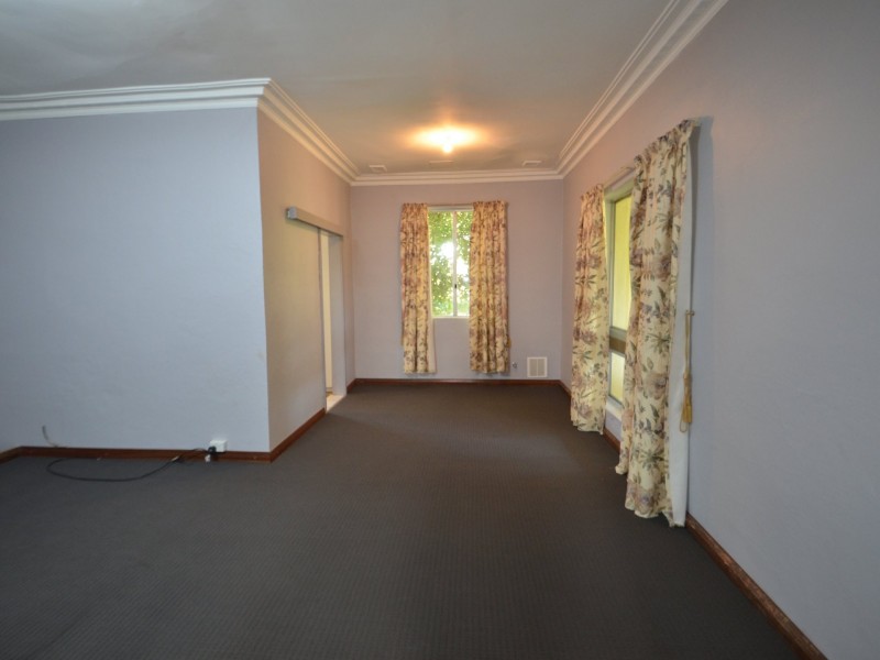 122 Young Street, Harvey WA 6220