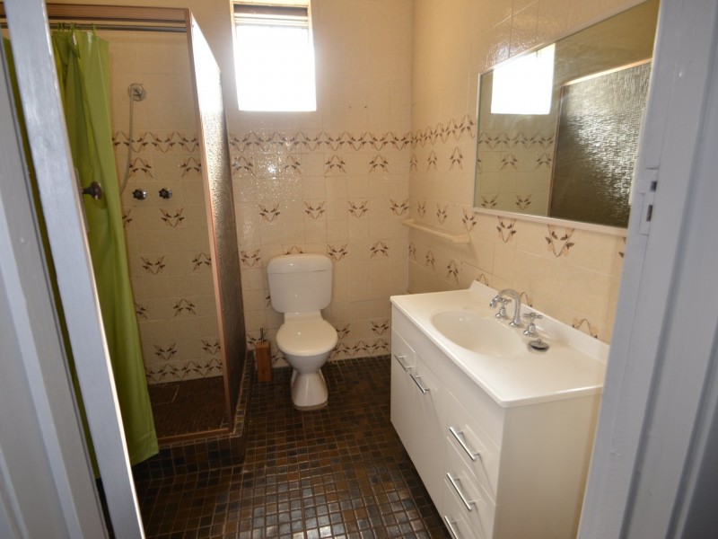 122 Young Street, Harvey WA 6220