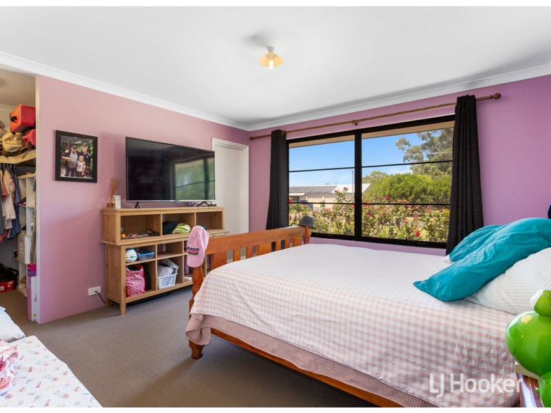 8 Vernon Street, Cookernup WA 6220
