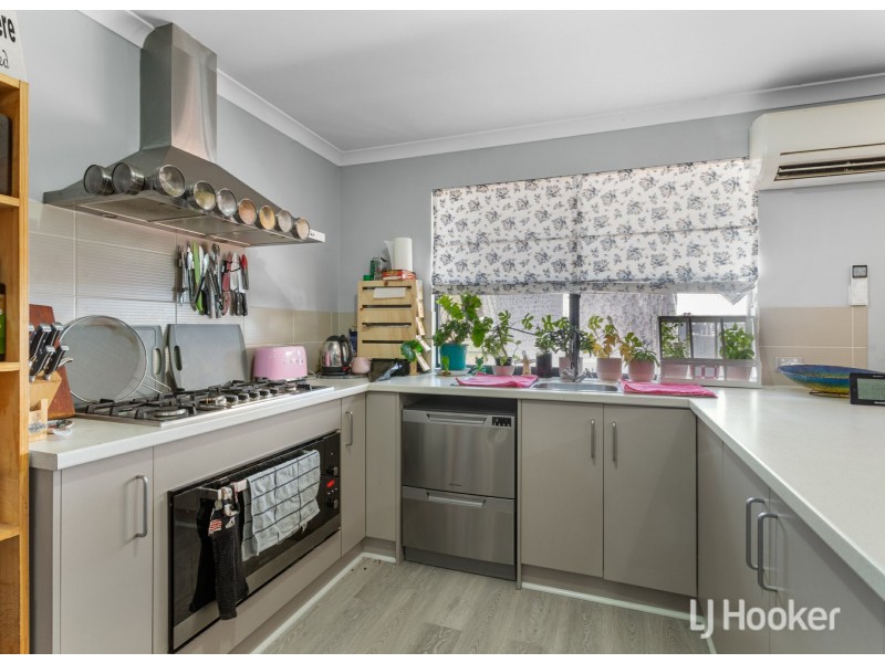 8 Vernon Street, Cookernup WA 6220