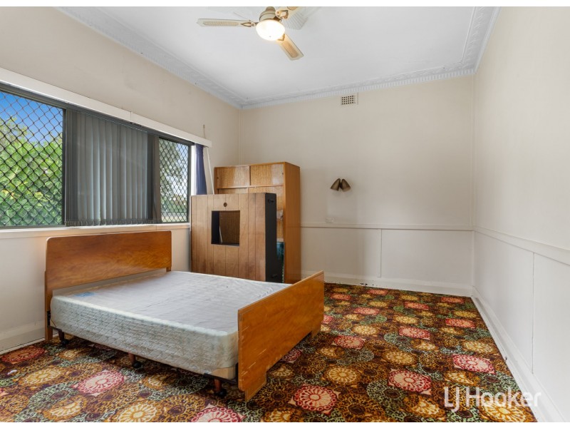 10 Herbert Road, Harvey WA 6220