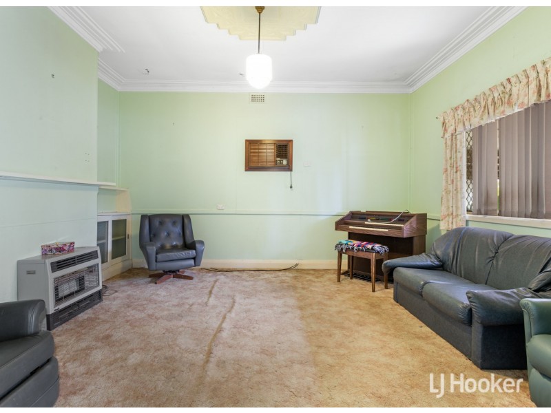 10 Herbert Road, Harvey WA 6220