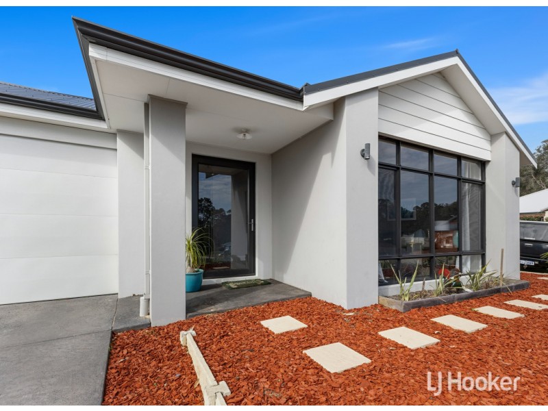 33 Whistler Way, Harvey WA 6220