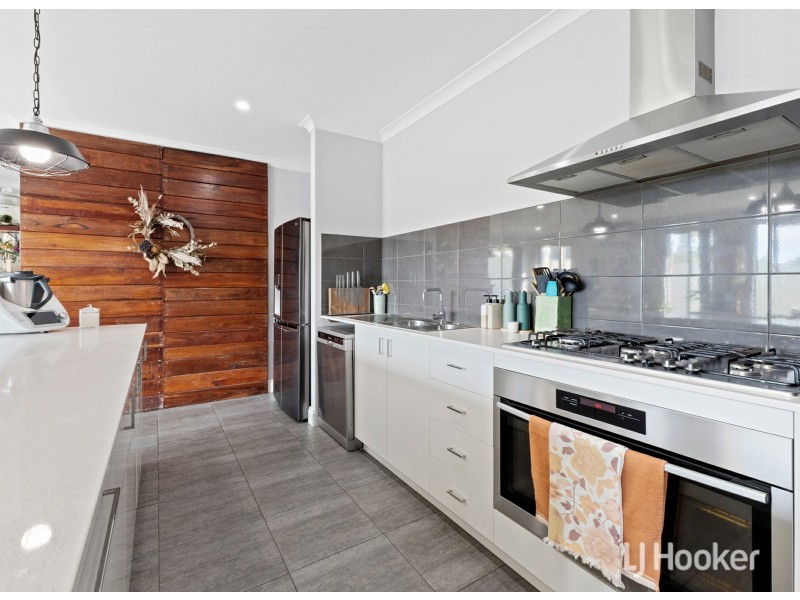 33 Whistler Way, Harvey WA 6220