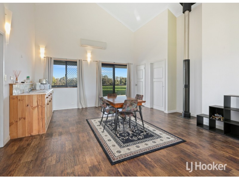 29 Mirasole Road, Cookernup WA 6220