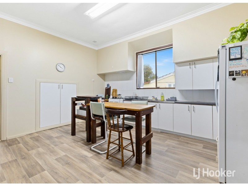 20 Buckby Road, Harvey WA 6220