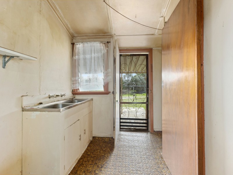 156 Uduc Road, Harvey WA 6220