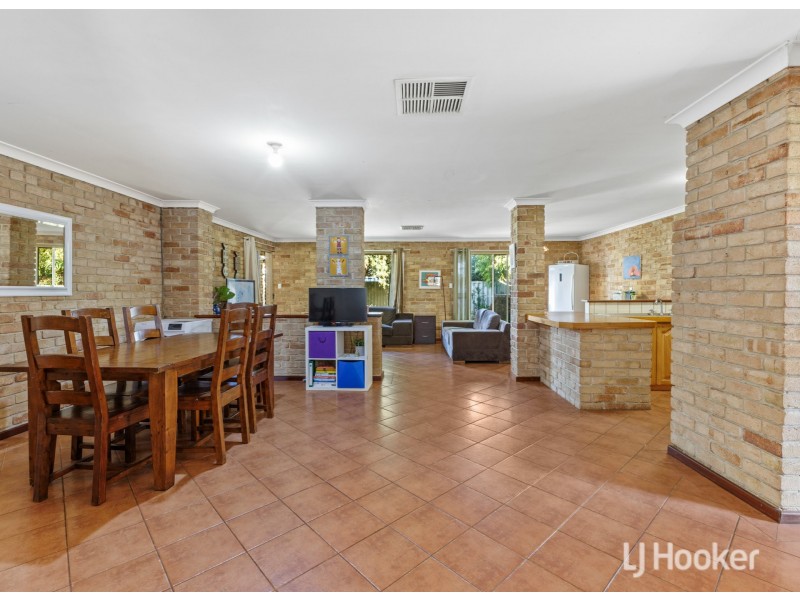 10 Lyons Way, Harvey WA 6220