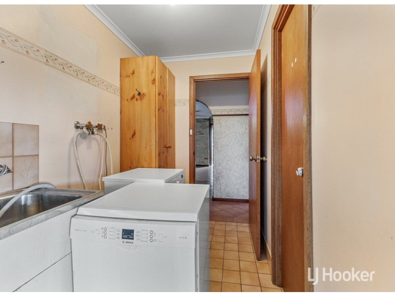 10 Lyons Way, Harvey WA 6220