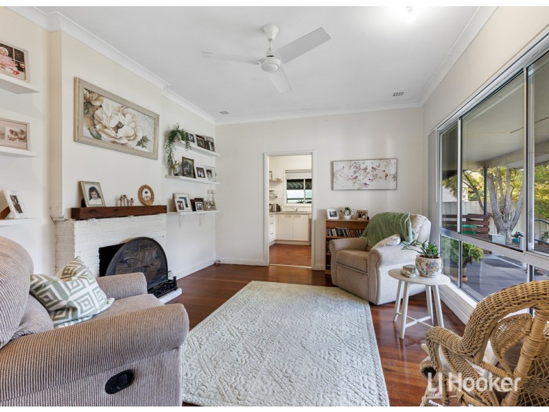 16 Palmer Street, Harvey WA 6220