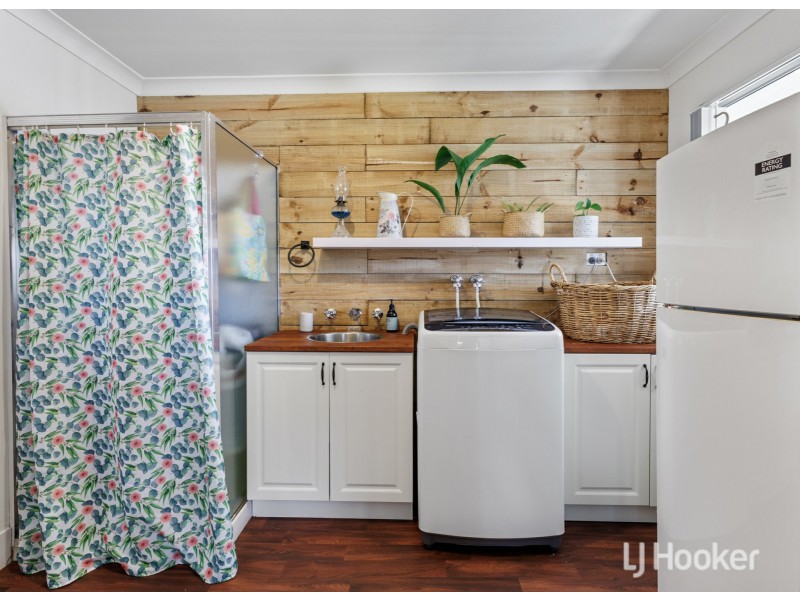 16 Palmer Street, Harvey WA 6220