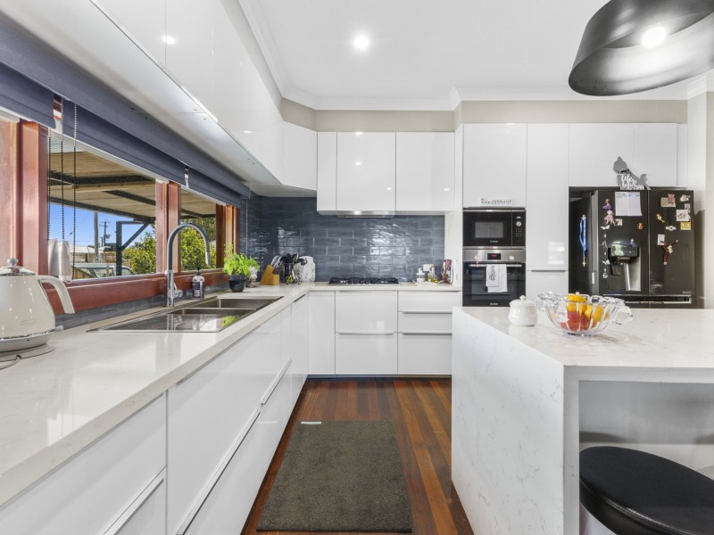 31 Peet Street, Harvey WA 6220