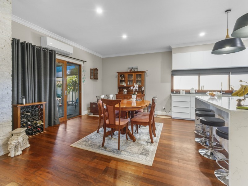 31 Peet Street, Harvey WA 6220