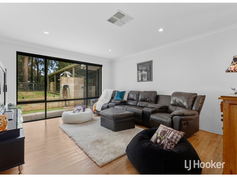 41 Gladstone Street, Cookernup WA 6220