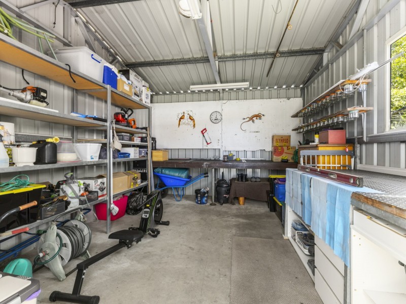 4B Larsen Court, Harvey WA 6220