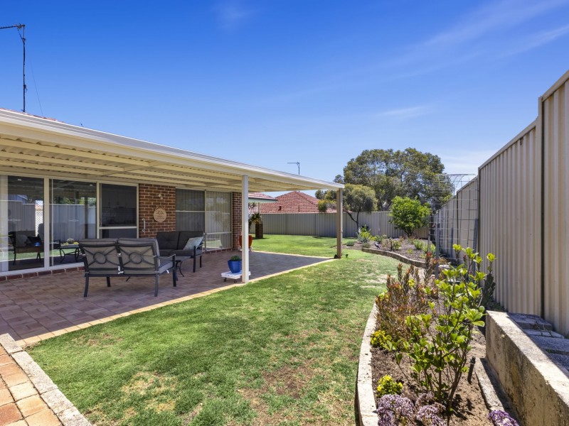 4B Larsen Court, Harvey WA 6220