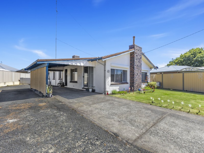 9 Pinner Street, Harvey WA 6220