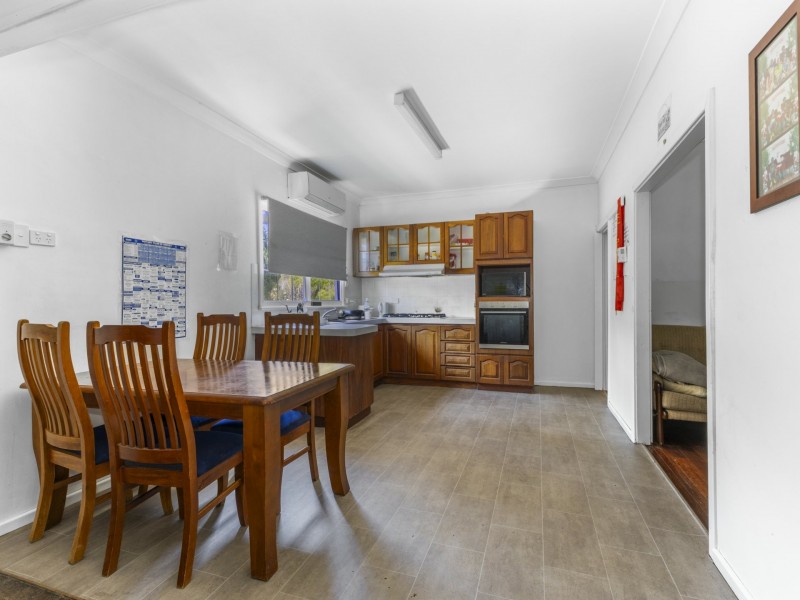 21 Third Street, Harvey WA 6220