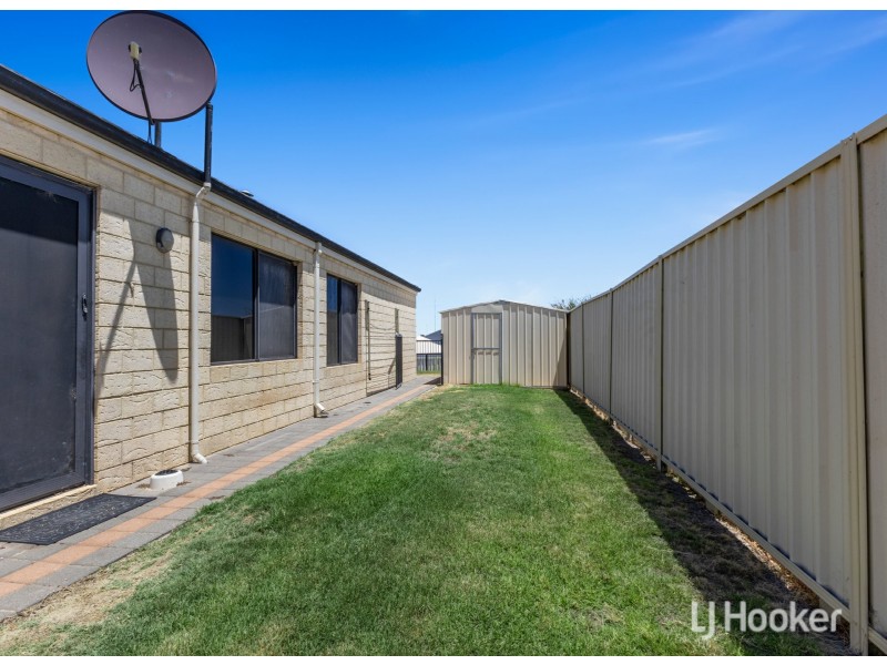 24 Whistler Way, Harvey WA 6220