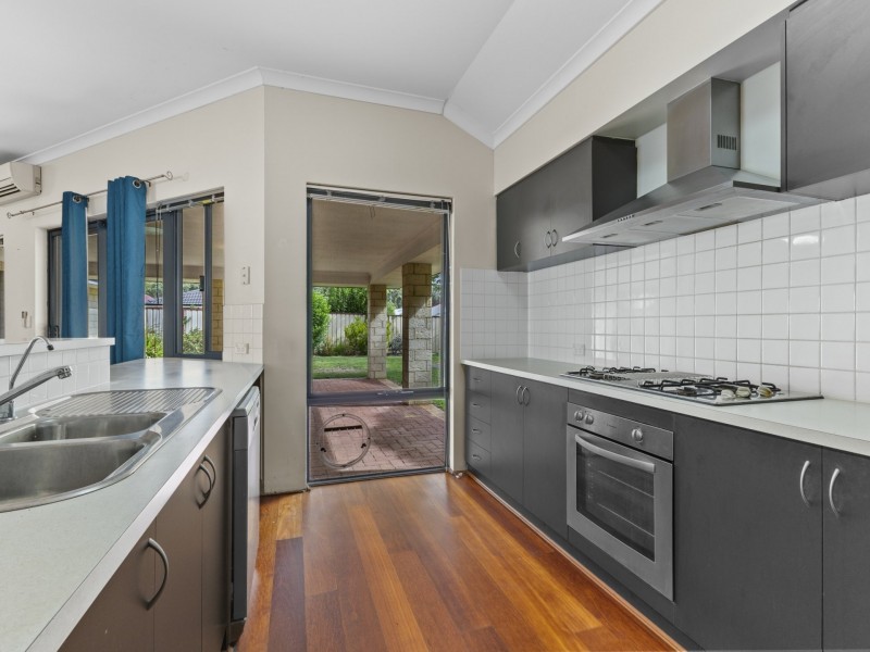 6 Whistler Way, Harvey WA 6220